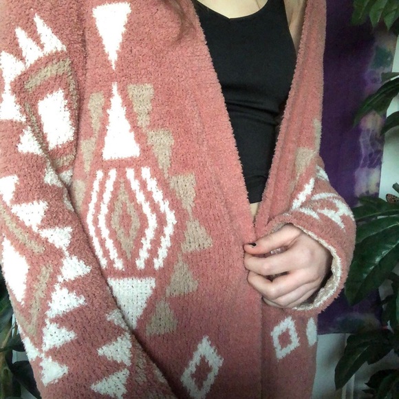 Fluffy bohemian tribal print cardigan sweater. - Picture 2 of 3